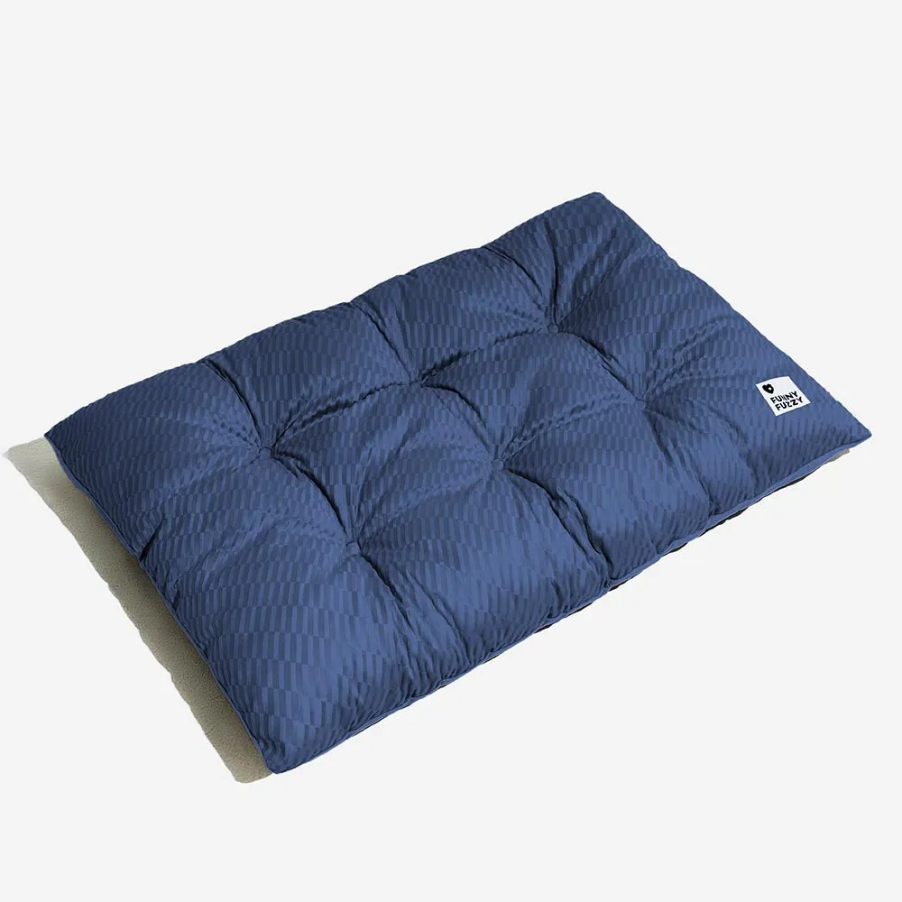 Dual-Sided Cozy Plush Washable Calming Cat Mat