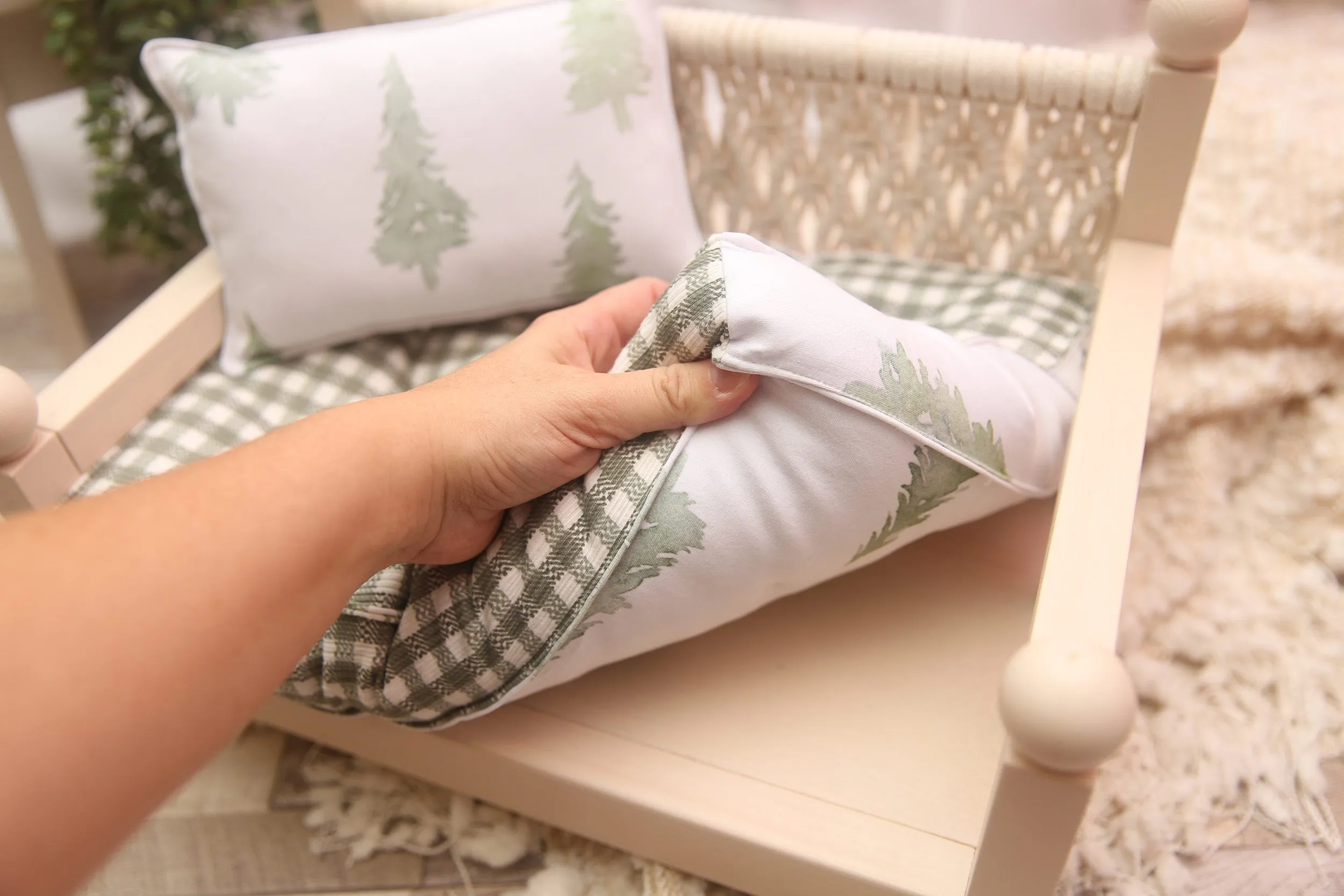 READY TO SHIP- 11x14 SMALL- REVERSIBLE 2 Color O Christmas Tree- NB Mattress